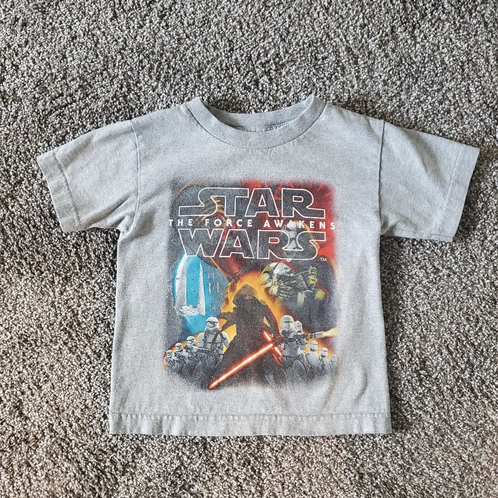 Star Wars The Force Awakens T-Shirt Size 4